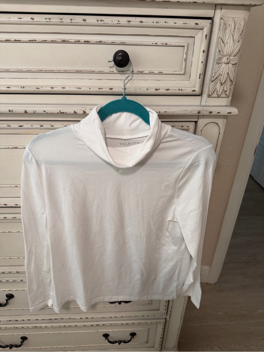Talbots White Long-Sleeve Turtleneck Top